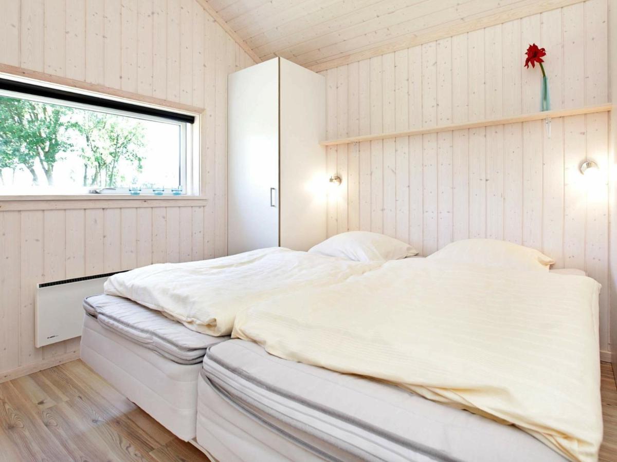 8 Person Holiday Home In Gro Enbrode Großenbrode Esterno foto